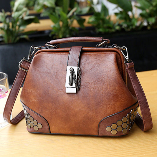 Fashion Leather Women's Shoulder Bags Women Casual Wild Retro Lock Embroidery Designer Handbag.