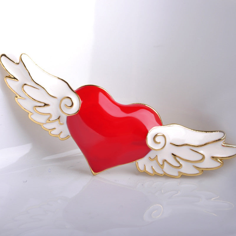 Blucome Card Captor Sakura Heart Wing Brooches For Women Esmalte Enamel Pins Love
