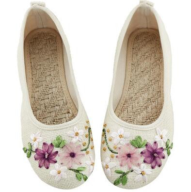 2016 Spring Retro Style Shoes Women Old Peking Flats Chinese Flower