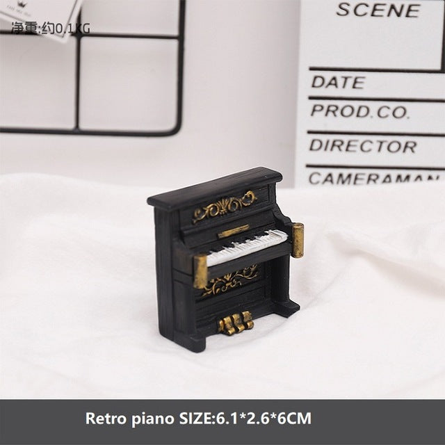 Creative MINI Retro Radio Pianos Cameras Telephone Model Antique