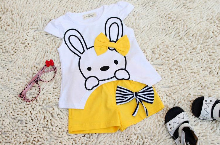NEW Free shipping cartoon girl T shirt + bowknot pants set,girl clothing set,kids clothing set