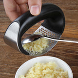 Stainless Garlic Press Household Press Squeezer Manual Gralic Press Device Handheld Ginger Garlic Tools Kitchen Accessories