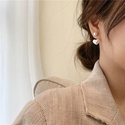 Silver Needle Korean Fashion Imitation Pear Earrings For Women Jewelry 2024 Trending New Luxury Women's Heart Stud Earrings