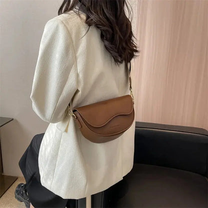 Women Vintage Solid Color Small Saddle Bag – PU Leather Flap Shoulder & Underarm Crossbody Bag with Wide Strap