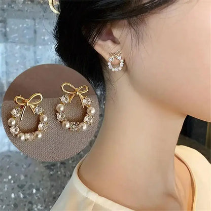 Silver Needle Korean Fashion Imitation Pear Earrings For Women Jewelry 2024 Trending New Luxury Women's Heart Stud Earrings
