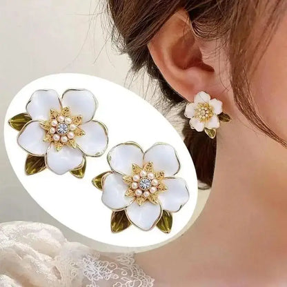 Silver Needle Korean Fashion Imitation Pear Earrings For Women Jewelry 2024 Trending New Luxury Women's Heart Stud Earrings