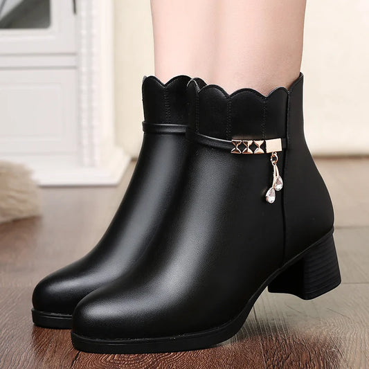 Women Soft Leather Ankle Boots Anti-slip Warm Plush Casual Elegant Thick Heel Trend Platform Boots