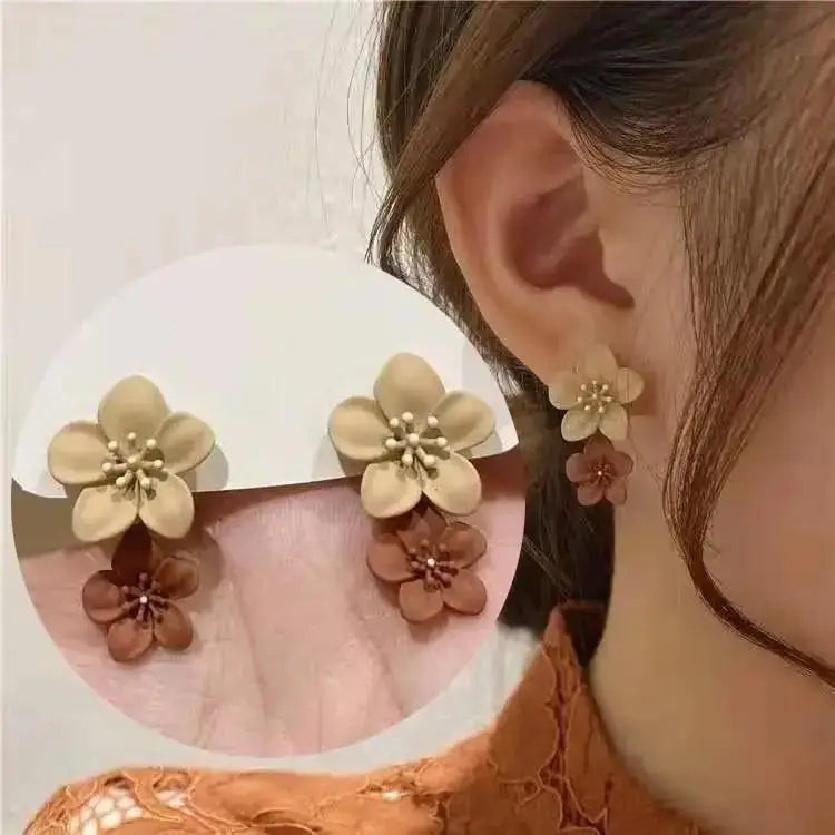 Silver Needle Korean Fashion Imitation Pear Earrings For Women Jewelry 2024 Trending New Luxury Women's Heart Stud Earrings