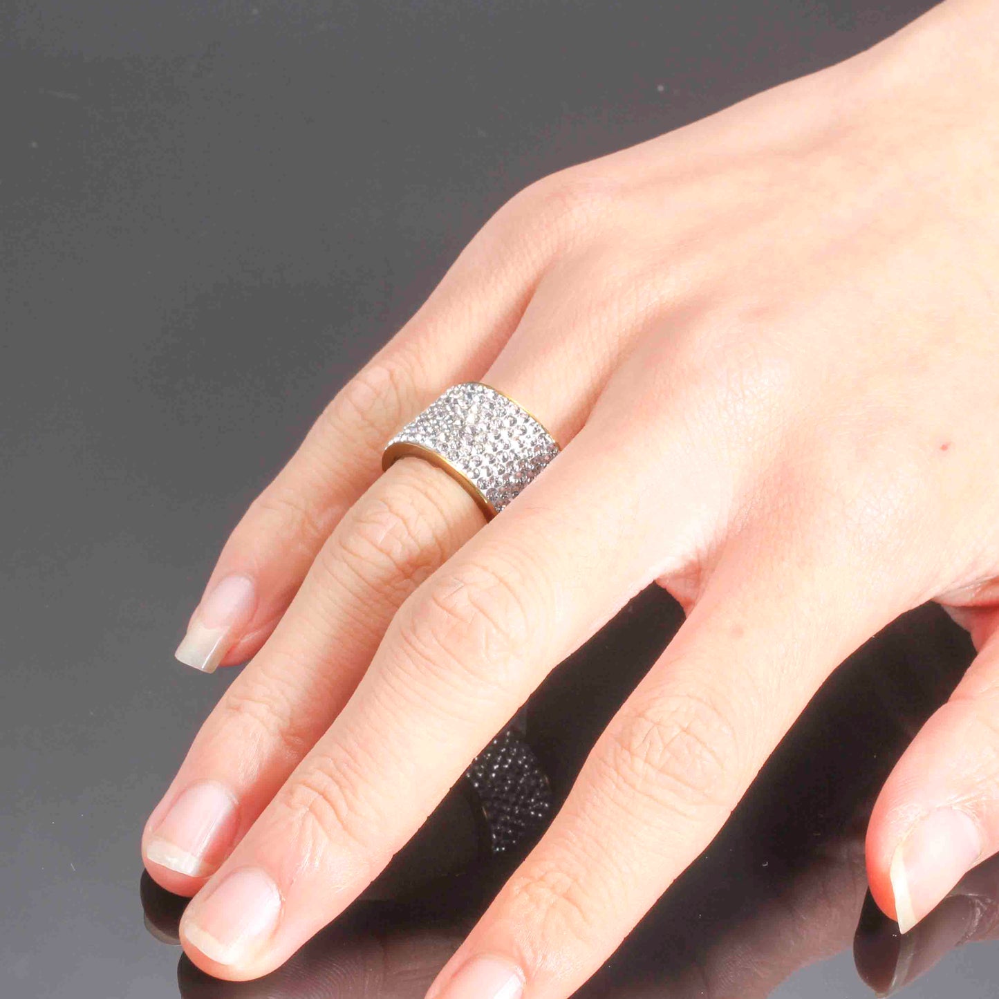 Wholesale 8 row Crystal Rings for Women Austria Crystal Ring Stainless Steel