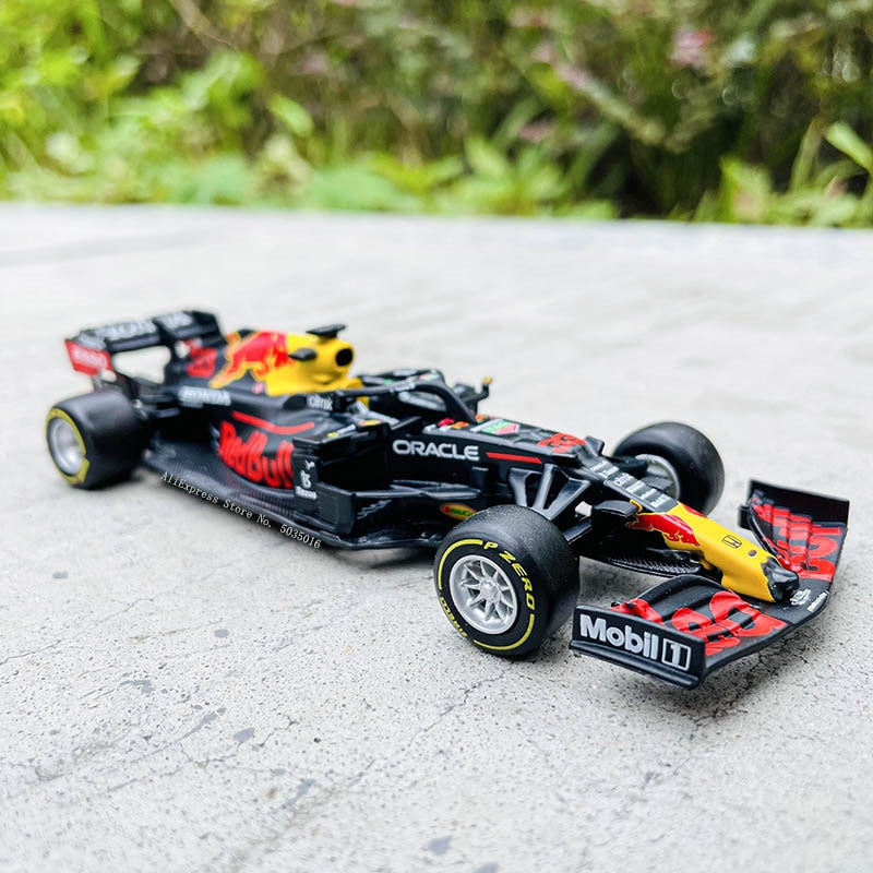 Bburago 1:43 2021 F1 Red Bull Racing RB16B 33# Max Verstappen 11# Sergio Perez Formula one Simulation alloy super toy car model
