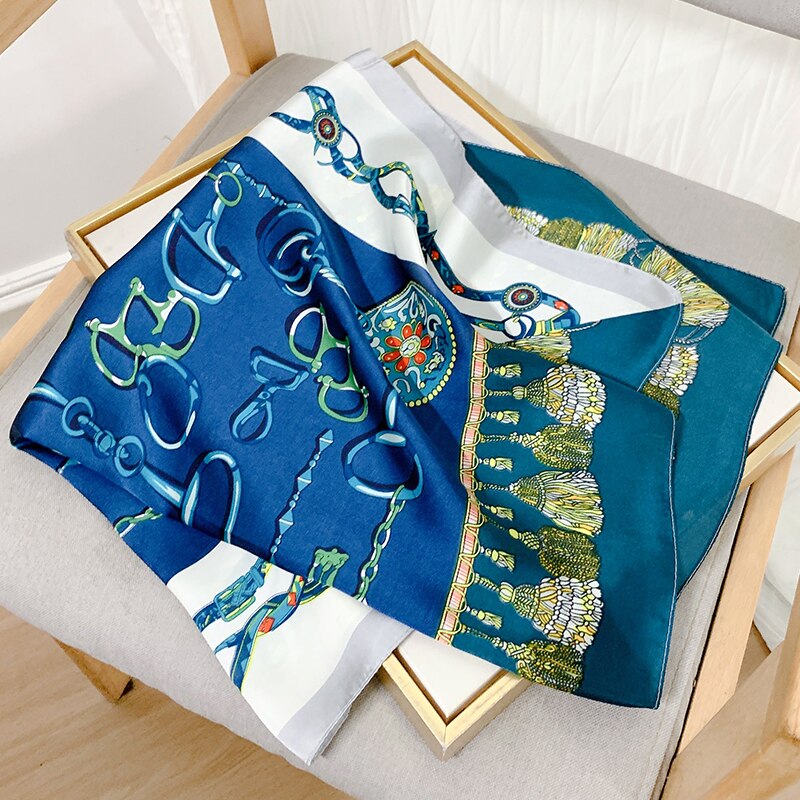 70*70cm Spring Autumn Lady Beach Silk Scarf New Style Headscarf Women Fashion Square shawl wrap Luxury foulard bandanna muffler