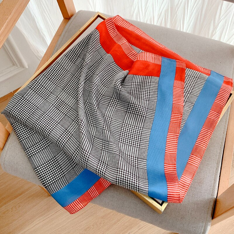 70*70cm Spring Autumn Lady Beach Silk Scarf New Style Headscarf Women Fashion Square shawl wrap Luxury foulard bandanna muffler