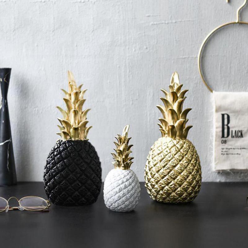 Nordic Style Modern Pineapple Ornament Craft Synthetic Resin Individual Metal Finishes Home