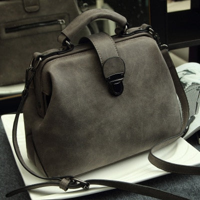 Retro Doctor Bag Fashion Large Capacity Messenger Bag Ladies Shoulder Bag Scrub