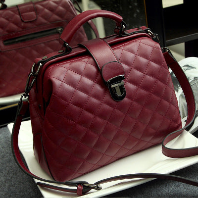 Retro Doctor Bag Fashion Large Capacity Messenger Bag Ladies Shoulder Bag Scrub
