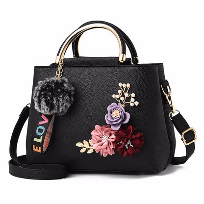 Fashion Leather Women's Shoulder Bags Women Casual Wild Retro Lock Embroidery Designer Handbag.