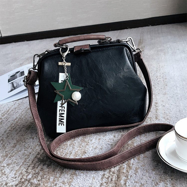 Fashion Leather Women's Shoulder Bags Women Casual Wild Retro Lock Embroidery Designer Handbag.