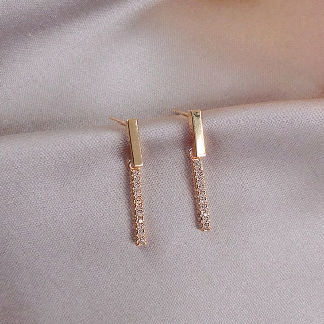 2021 New Cute Animal Stud Earrings for Women Temperament Horse