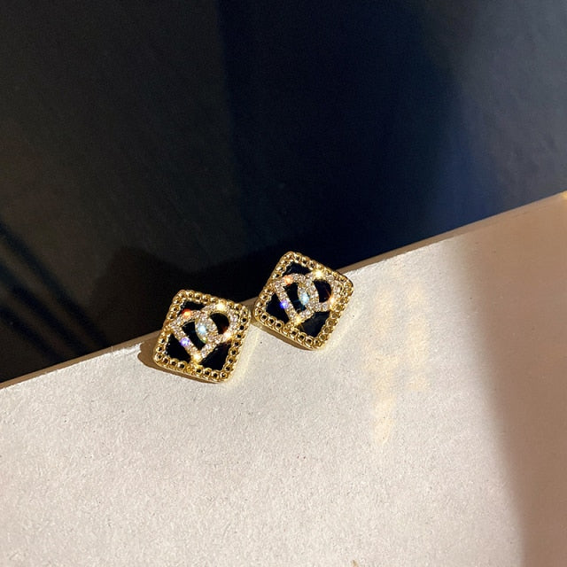 New Women's Earrings Korean Stud Earrings for Women Vintage