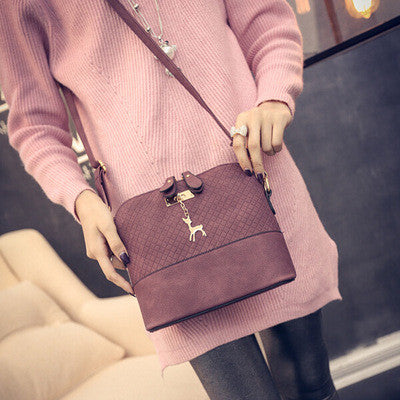 HOT SALE!2017 Women Messenger Bags Fashion Mini Bag With Deer Toy Shell