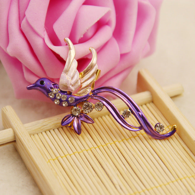 Bird Brooch Spille Da Donna Enamel Pins Cute Love Vintage Collar Tip Mujer Safety Metal Pin Rhinestone Brosche Women Hummingbird
