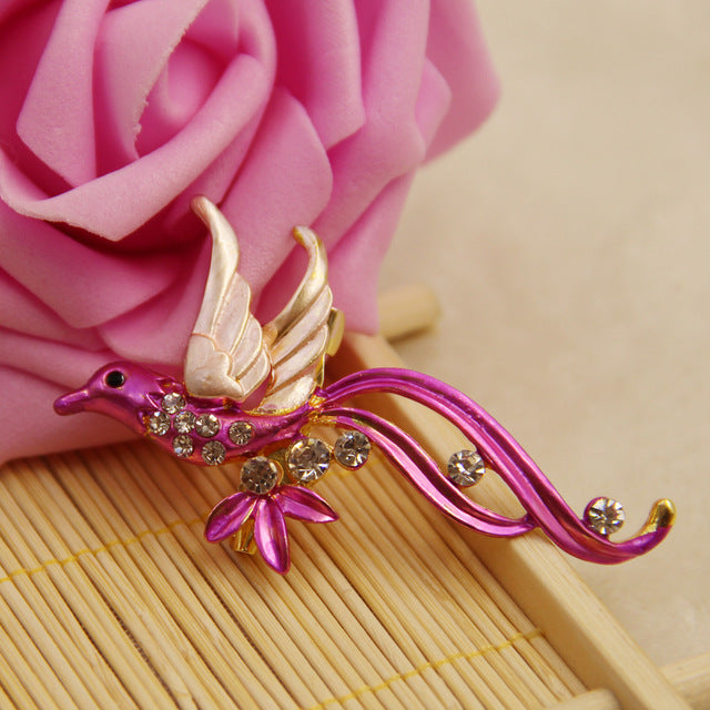 Bird Brooch Spille Da Donna Enamel Pins Cute Love Vintage Collar Tip Mujer Safety Metal Pin Rhinestone Brosche Women Hummingbird