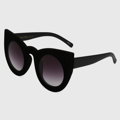 ROYAL GIRL 2017 Fashion Sexy Round Cat Eye Sunglasses Plush personality Border Velvet Frame Sun Glasses For Women Oculos SS205