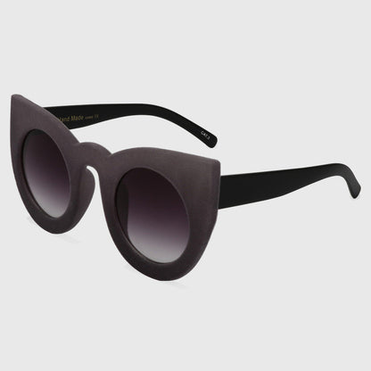 ROYAL GIRL 2017 Fashion Sexy Round Cat Eye Sunglasses Plush personality Border Velvet Frame Sun Glasses For Women Oculos SS205