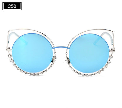 ROYAL GIRL NEW Brand Cat Eye Sunglasses Women Vintage Metal Frame With Inlaid Diamonds Sun Glasses Gafas De Sol Oculos SS920