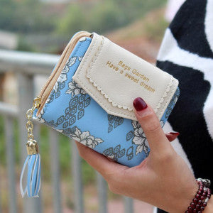 Excellent Quality Womens Wallet Leather Vintage Womens Bifold Money Bag Card Holder