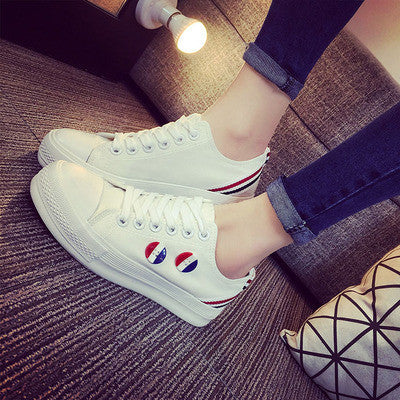 New Style Women Canvas Shoes Flag Fashion Low Girls Sneakers Canvas Sneakers Sports Shoes Women Travel Shoes